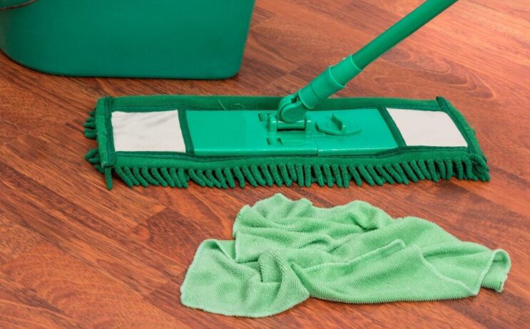 Регулярная ежедневная уборка офиса в Москве