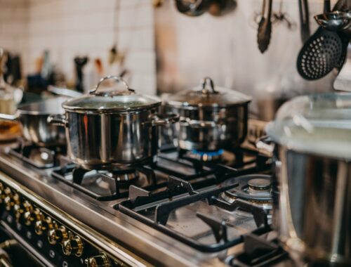 Как спасти безнадежную кастрюлю: 9 эффективных домашних способов очистки от нагара без химии и усилий