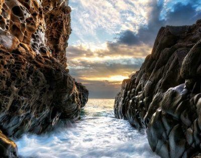 Уникальные сырные скалы в селе Малореченском, Алушта в Крыму!