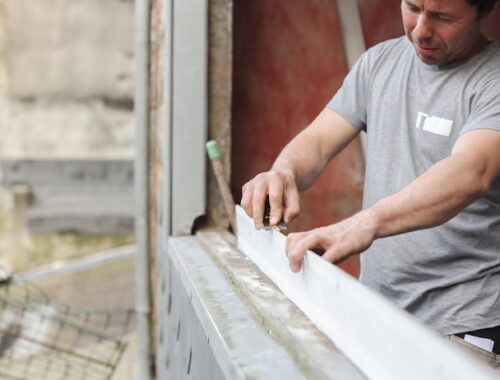 Как сделать гидро- и пароизоляцию стен в каркасном доме